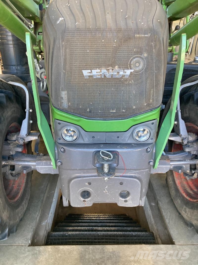 Fendt 310 Vario Power S4 TMS mit Frontlader Трактори