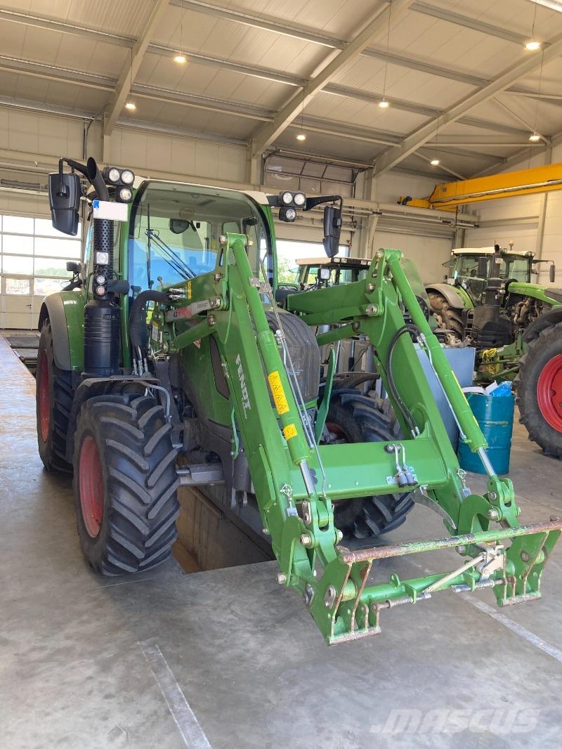 Fendt 310 Vario Power S4 TMS mit Frontlader Трактори