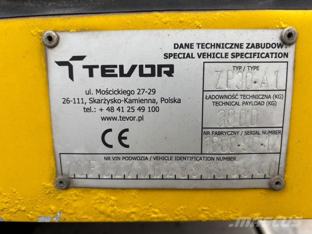 Iveco Daily 70C18 4x2 Tevor ZP30.A1 / platform L=5214 mm Transportatoare vehicule
