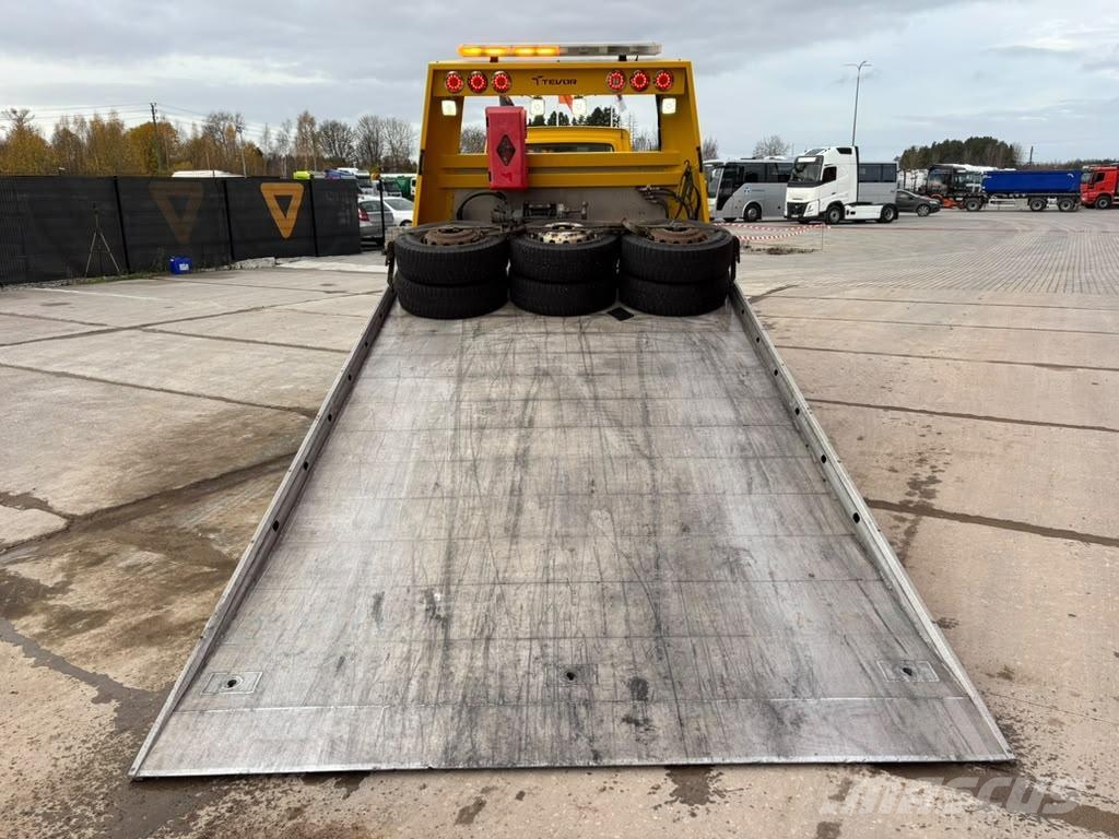 Iveco Daily 70C18 4x2 Tevor ZP30.A1 / platform L=5214 mm Transportatoare vehicule