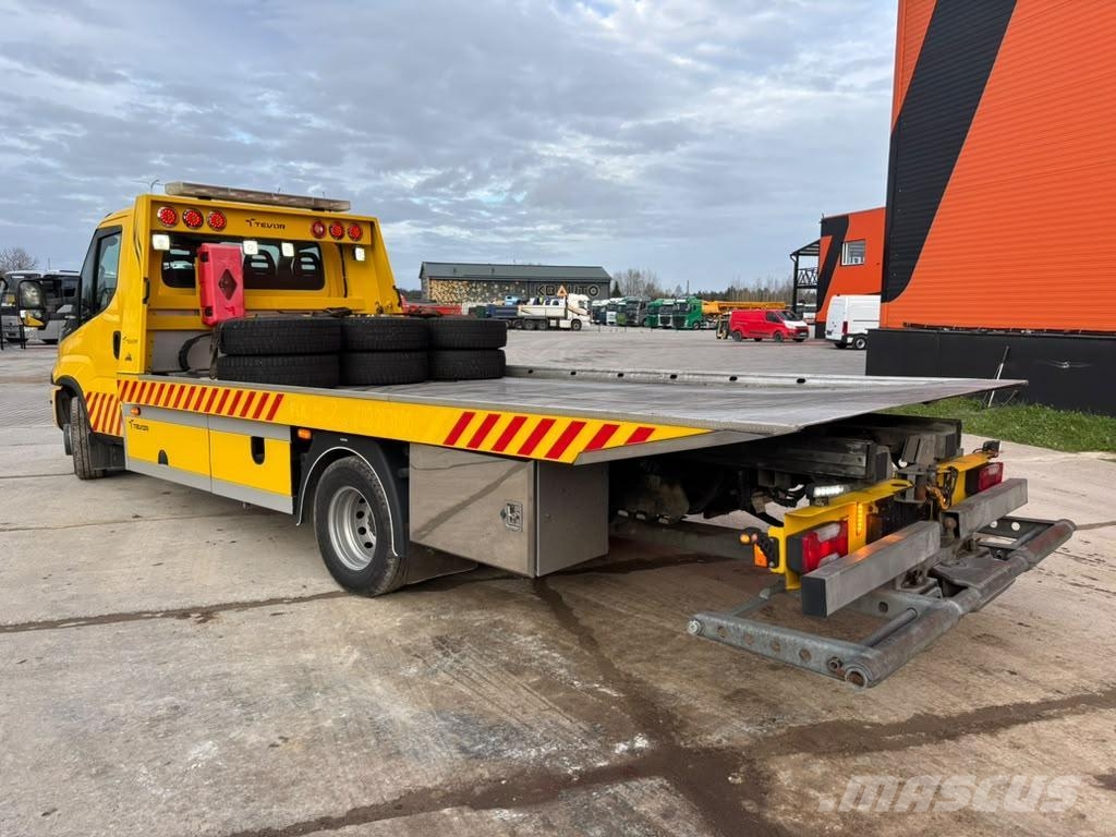 Iveco Daily 70C18 4x2 Tevor ZP30.A1 / platform L=5214 mm Transportatoare vehicule