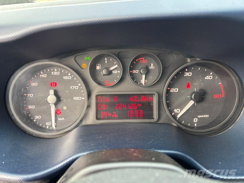 Iveco Daily 70C18 4x2 Tevor ZP30.A1 / platform L=5214 mm Transportatoare vehicule