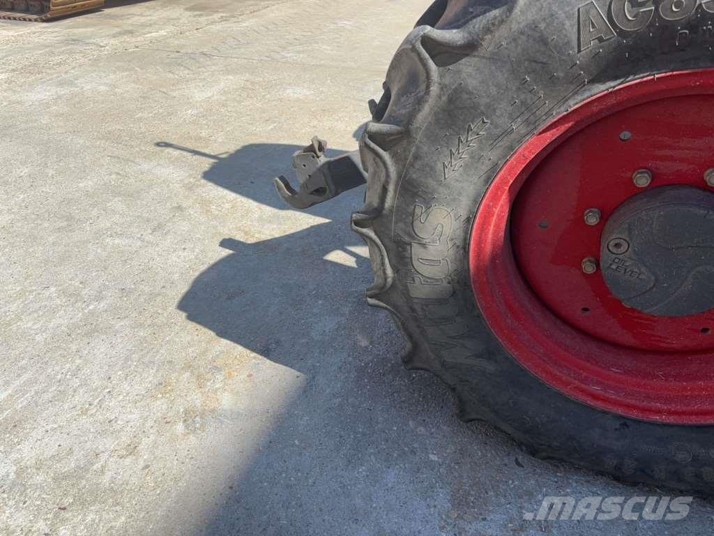 Fendt 211 Tractoren