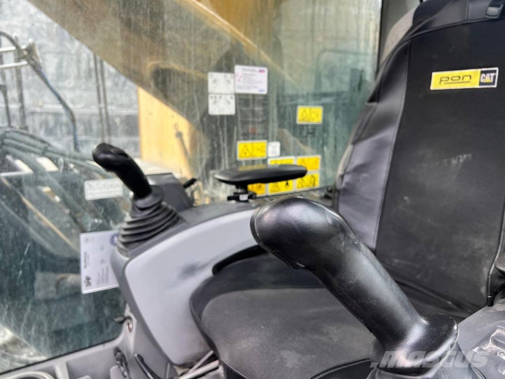 CAT 390 F Bagri goseničarji