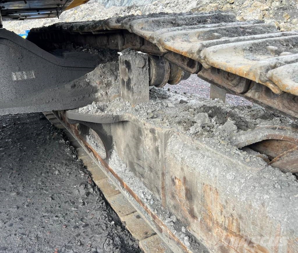 CAT 390 F Bagri goseničarji