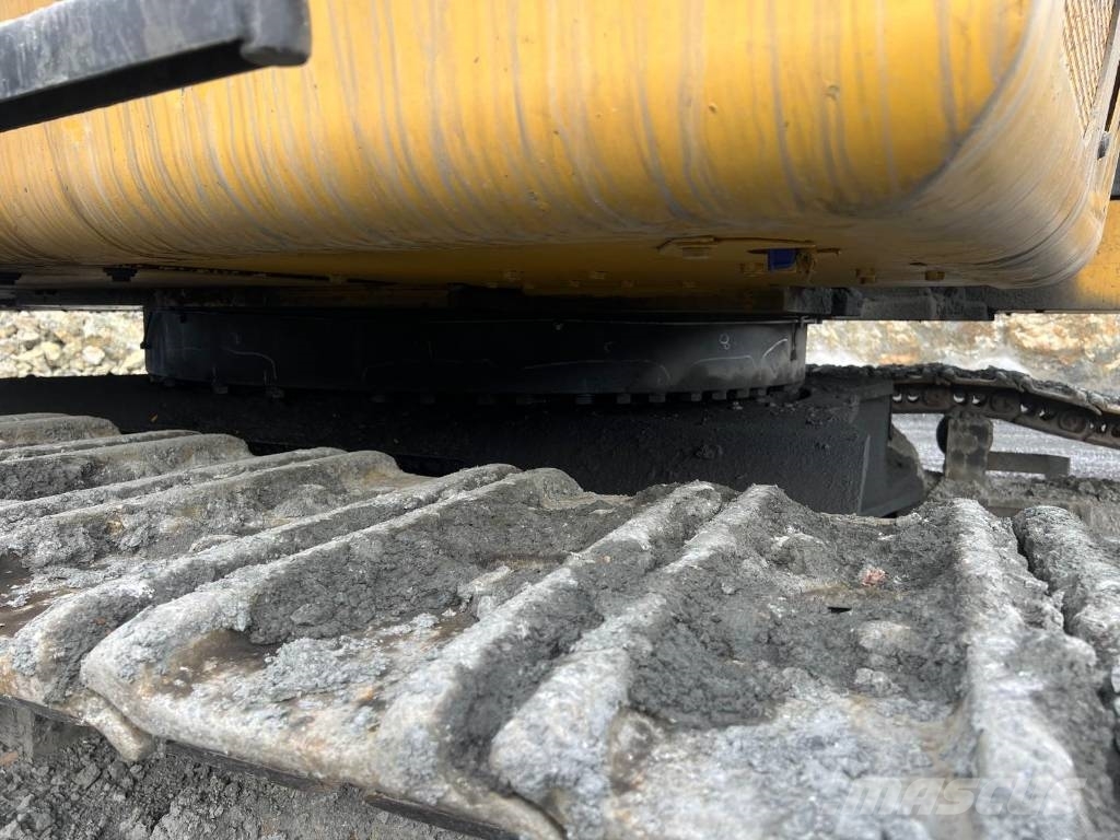 CAT 390 F Bagri goseničarji