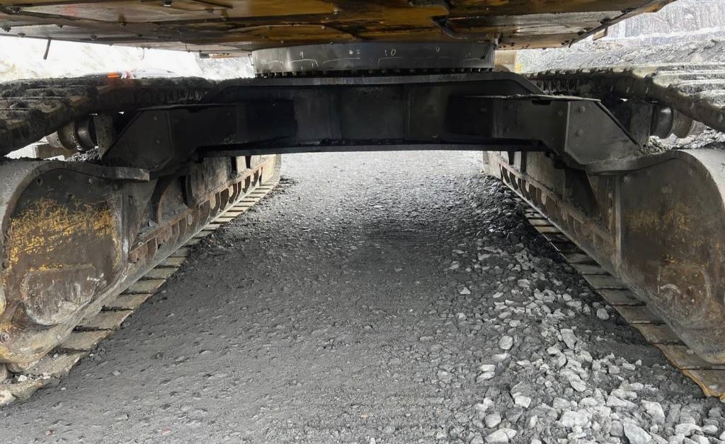 CAT 390 F Bagri goseničarji