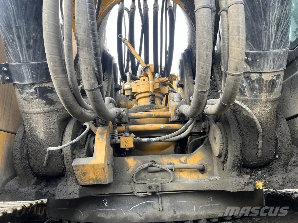 CAT 390 F Bagri goseničarji