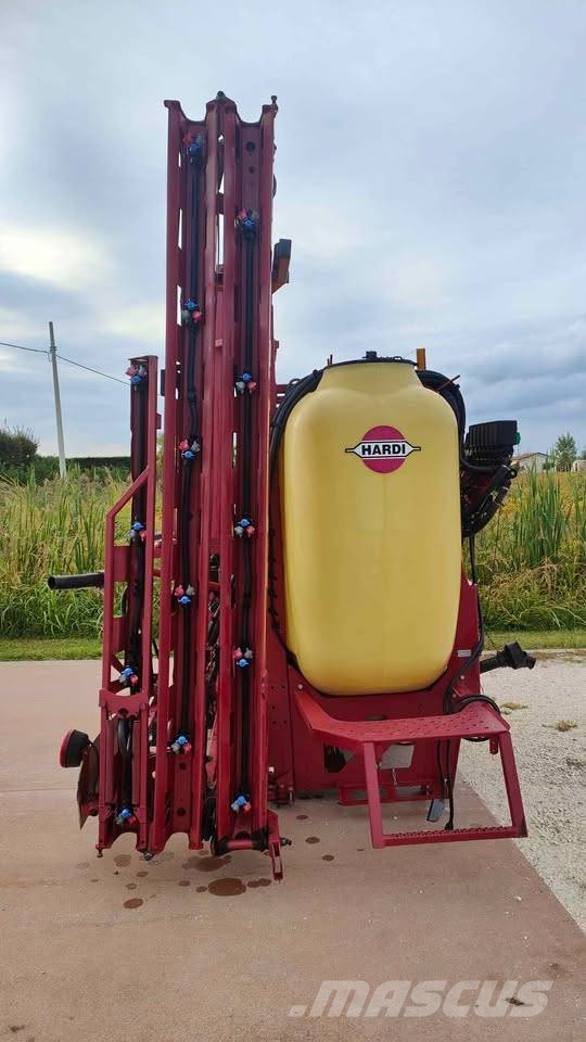 Hardi Master 1200 Montirane škropilnice