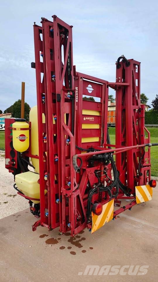 Hardi Master 1200 Montirane škropilnice
