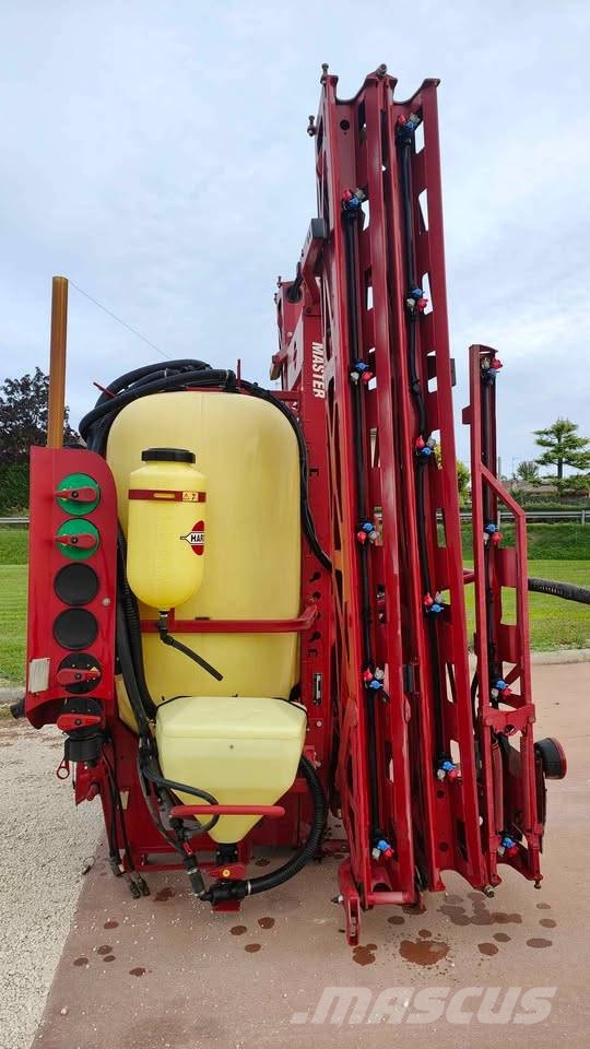 Hardi Master 1200 Montirane škropilnice