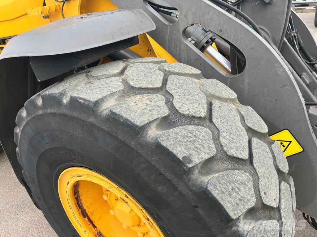 Volvo L 60 H Iekrāvēji uz riteņiem