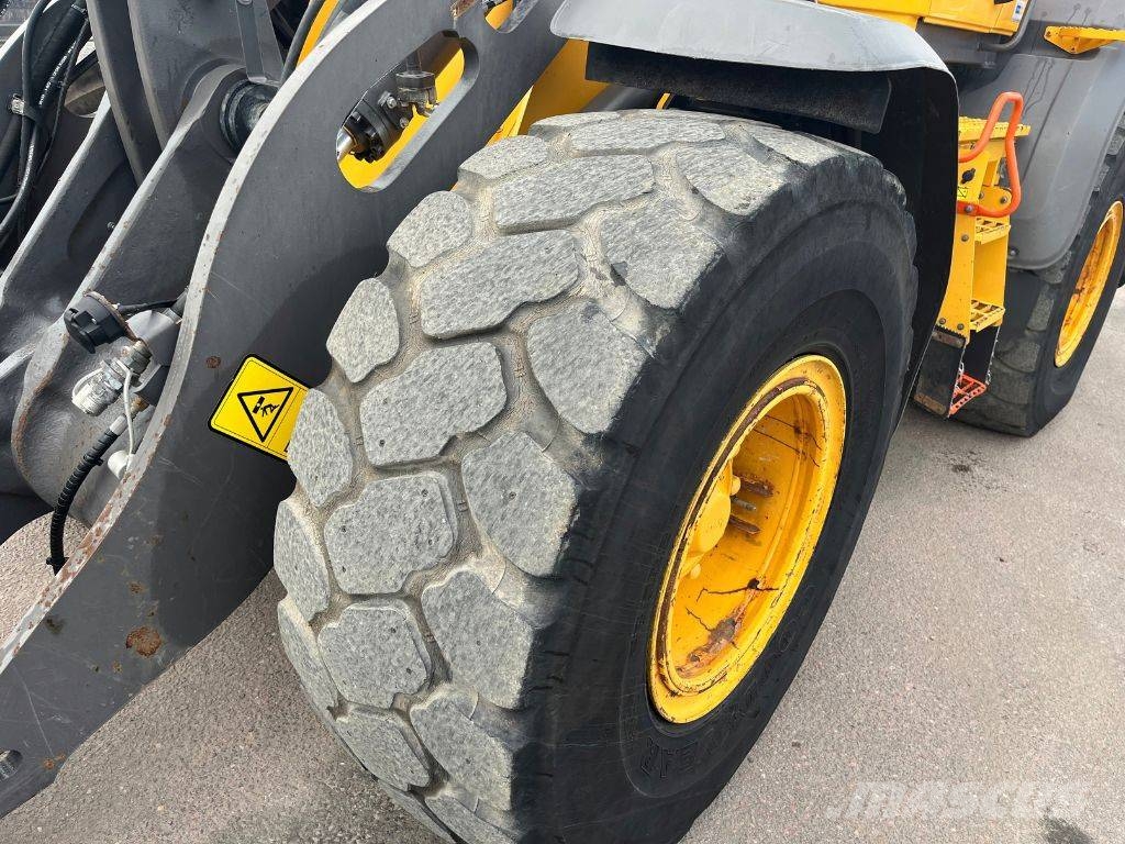 Volvo L 60 H Iekrāvēji uz riteņiem