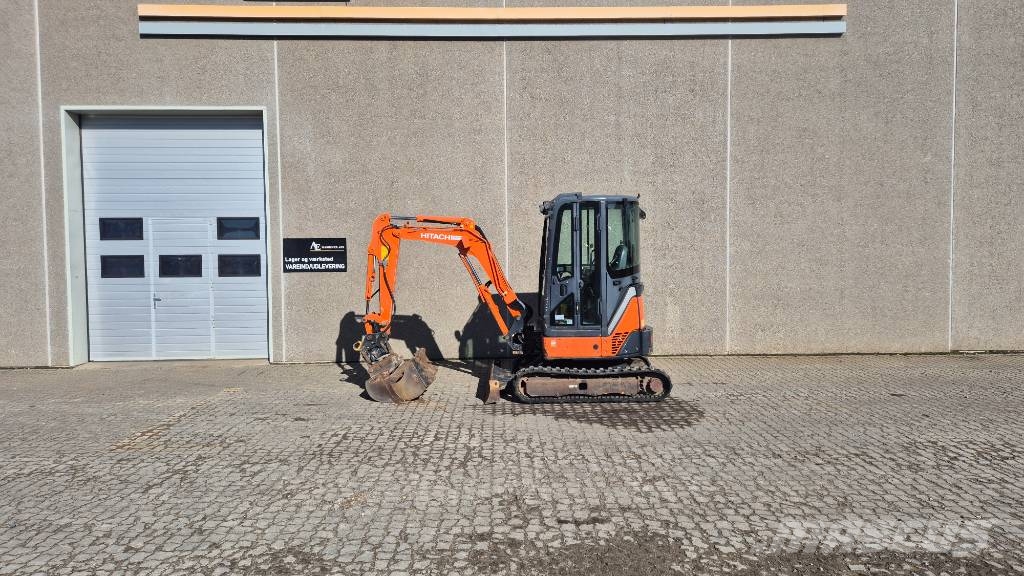 Hitachi ZX 22 U-2 CLR Міні-екскаватори < 7т