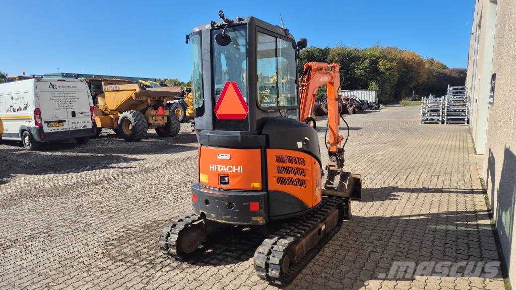 Hitachi ZX 22 U-2 CLR Міні-екскаватори < 7т