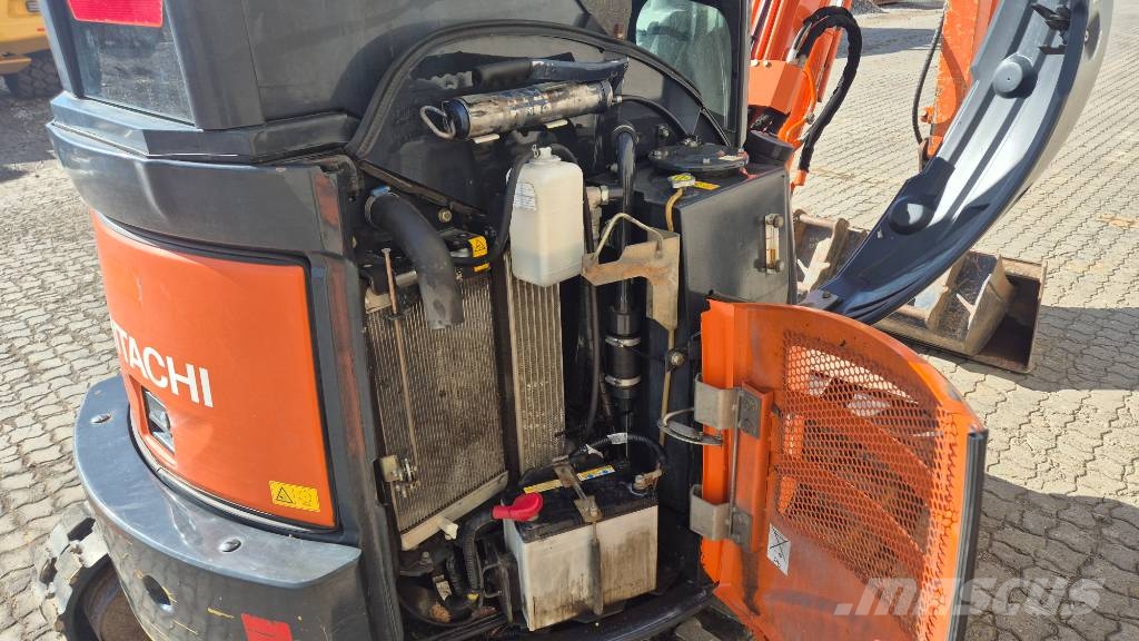 Hitachi ZX 22 U-2 CLR Міні-екскаватори < 7т