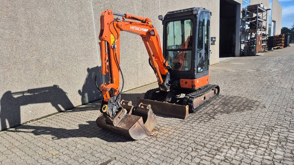 Hitachi ZX 22 U-2 CLR Міні-екскаватори < 7т