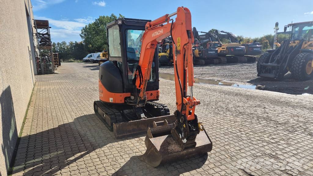 Hitachi ZX 22 U-2 CLR Міні-екскаватори < 7т