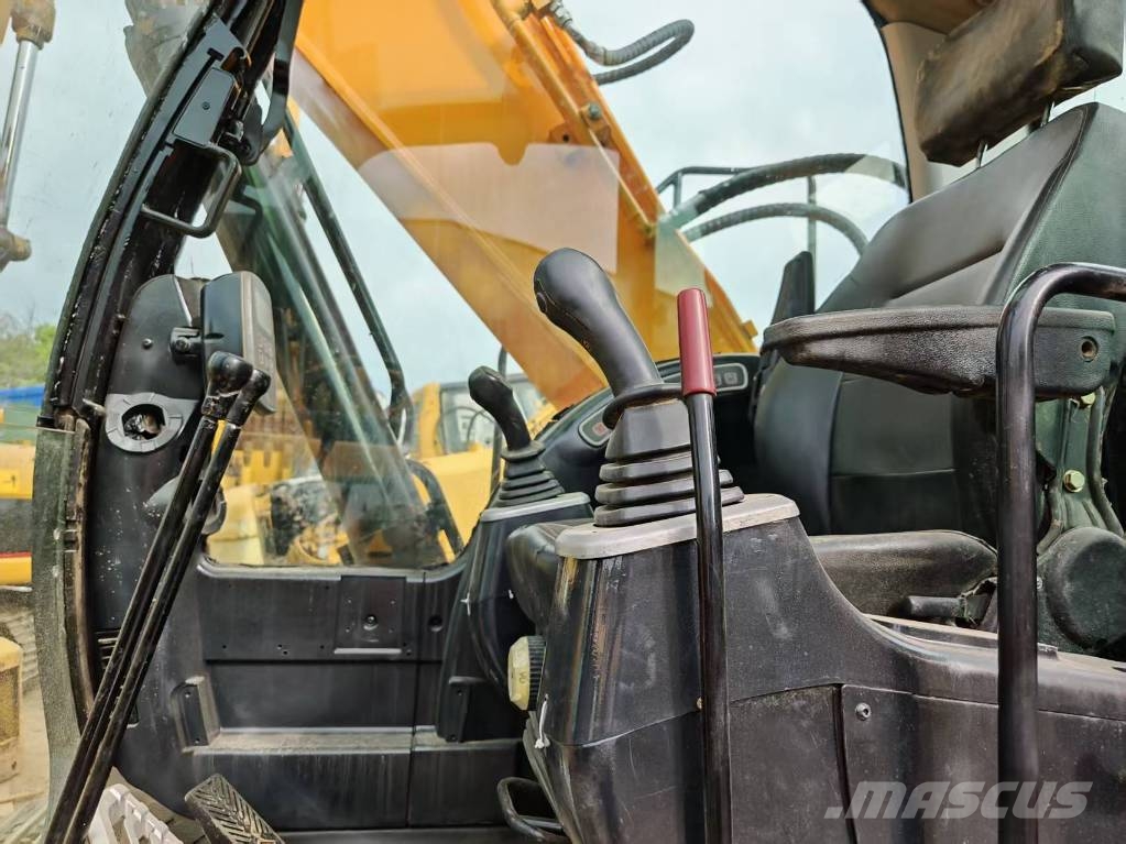 JCB JS 220 LC Excavadoras sobre orugas