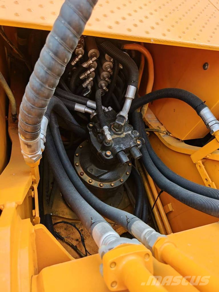 JCB JS 220 LC Excavadoras sobre orugas