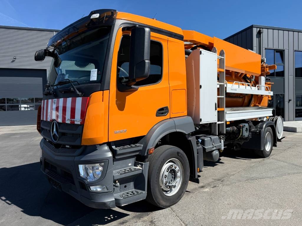 Mercedes-Benz Actros 1833 4x2 Bucher FlexLine C60 Paine-/imuautot