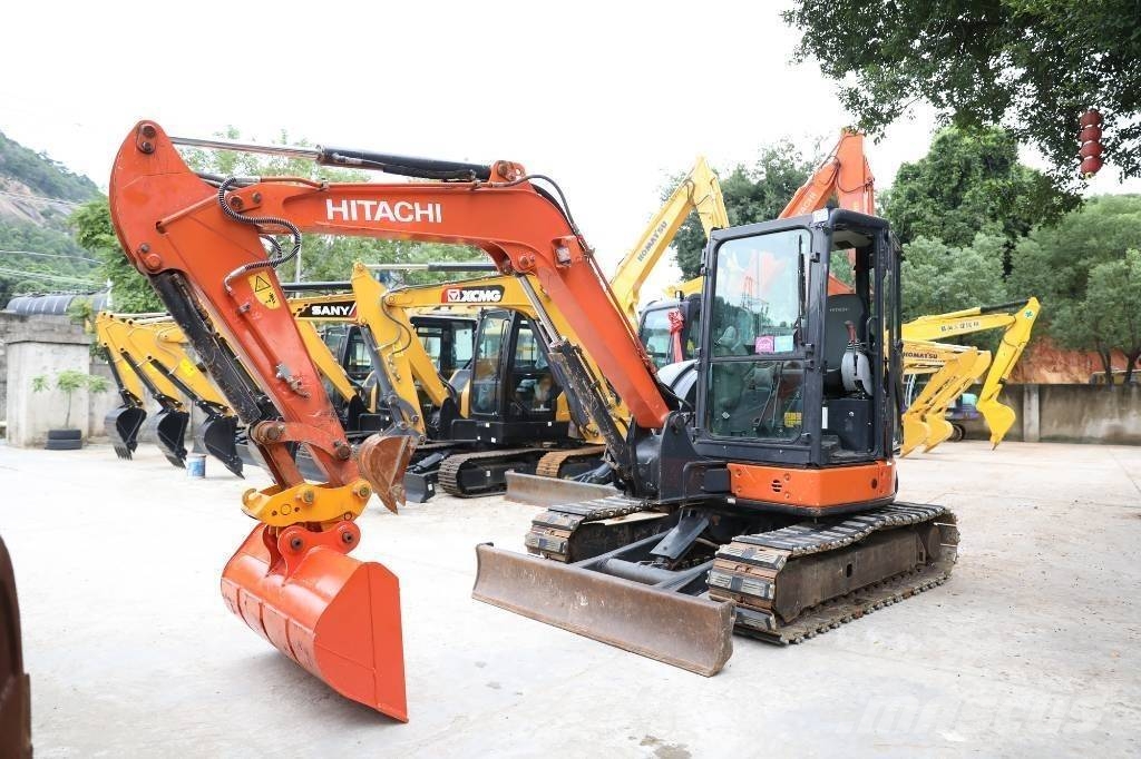 みっくす Hitachi ZX 55 USR, 2011, China - Used mini excavators < 7t (mini