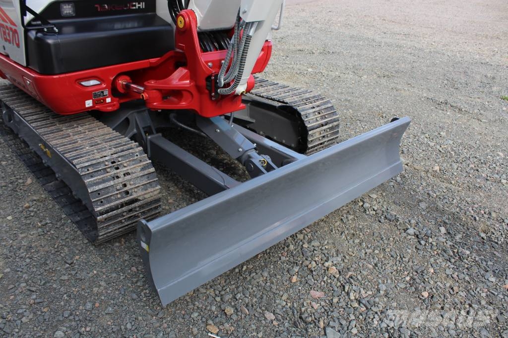 Takeuchi TB 370 Mini pelle < 7t
