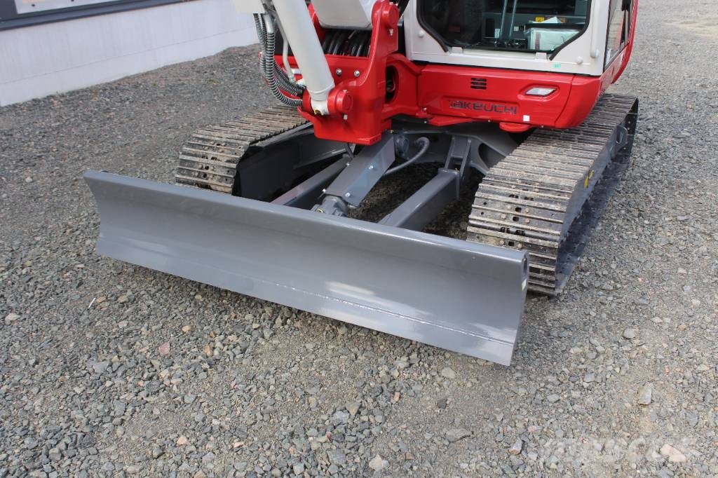 Takeuchi TB 370 Mini pelle < 7t