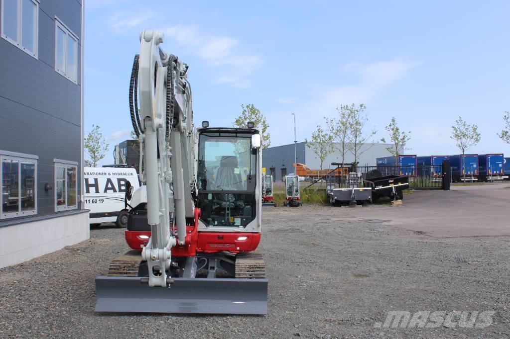 Takeuchi TB 370 Mini pelle < 7t
