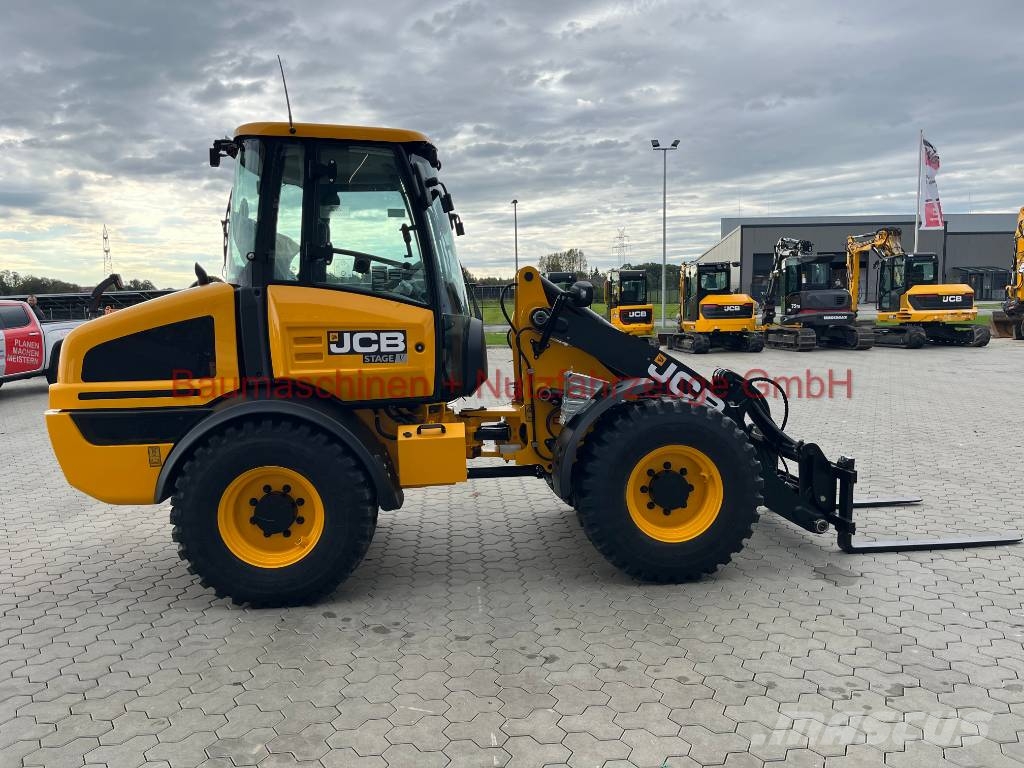 JCB 409 NEU 40 km/h Iekrāvēji uz riteņiem