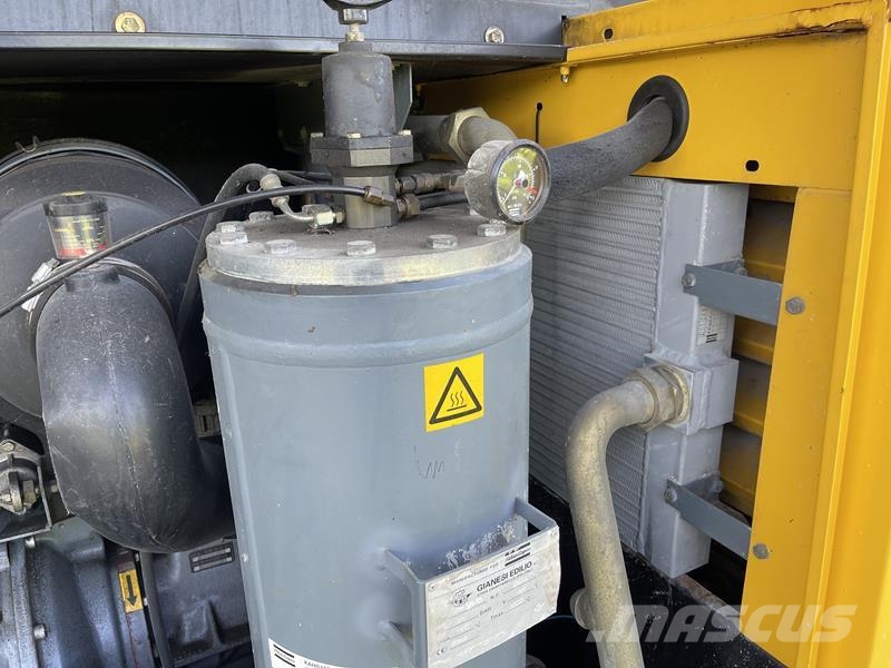 Atlas Copco XAHS 186 DD - N Kompresory