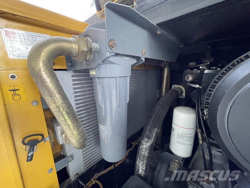 Atlas Copco XAHS 186 DD - N Kompresory