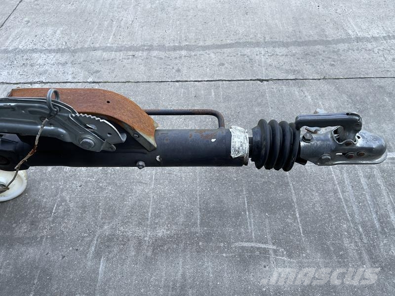 Atlas Copco XAHS 186 DD - N Kompresory