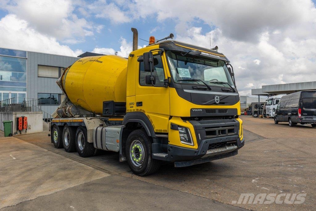 Volvo FM 370 - LIEBHERR 10m3 شاحنات خرسانة