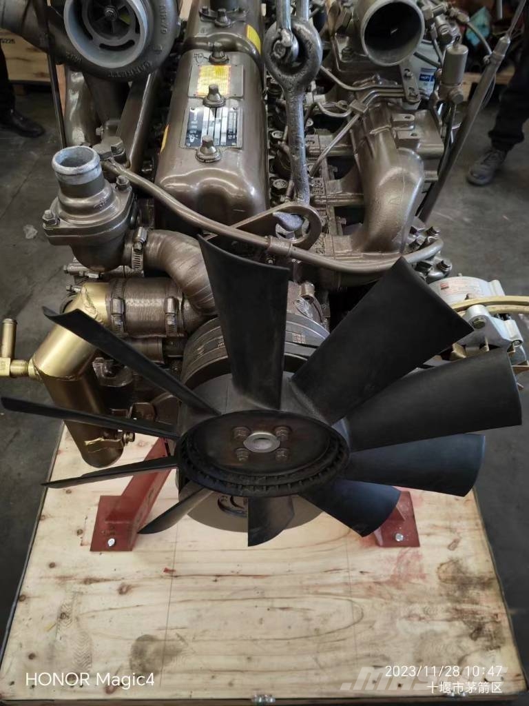 Yuchai YC6J210-20 Diesel Engine for Construction Machine Engines