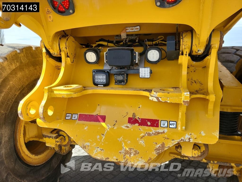 Bell B45 E Midjestyrd dumper