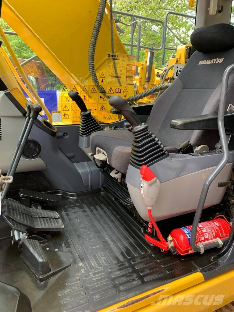 Komatsu PC210LC-11 Vikšriniai ekskavatoriai