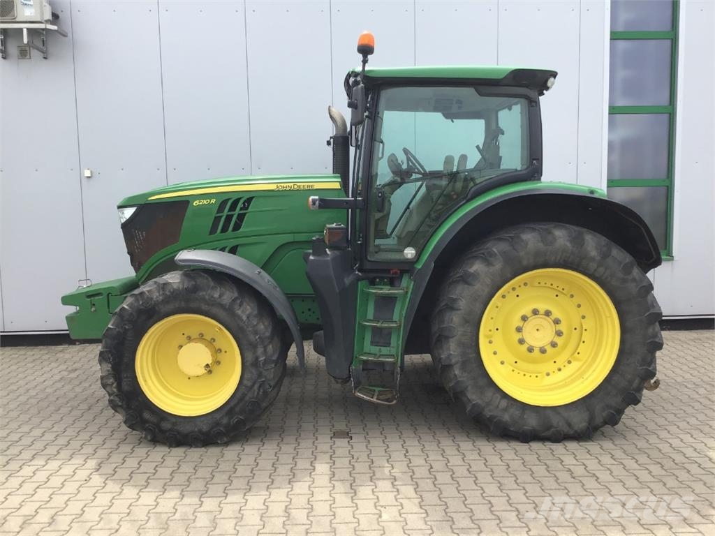 John Deere 6210R Traktorer