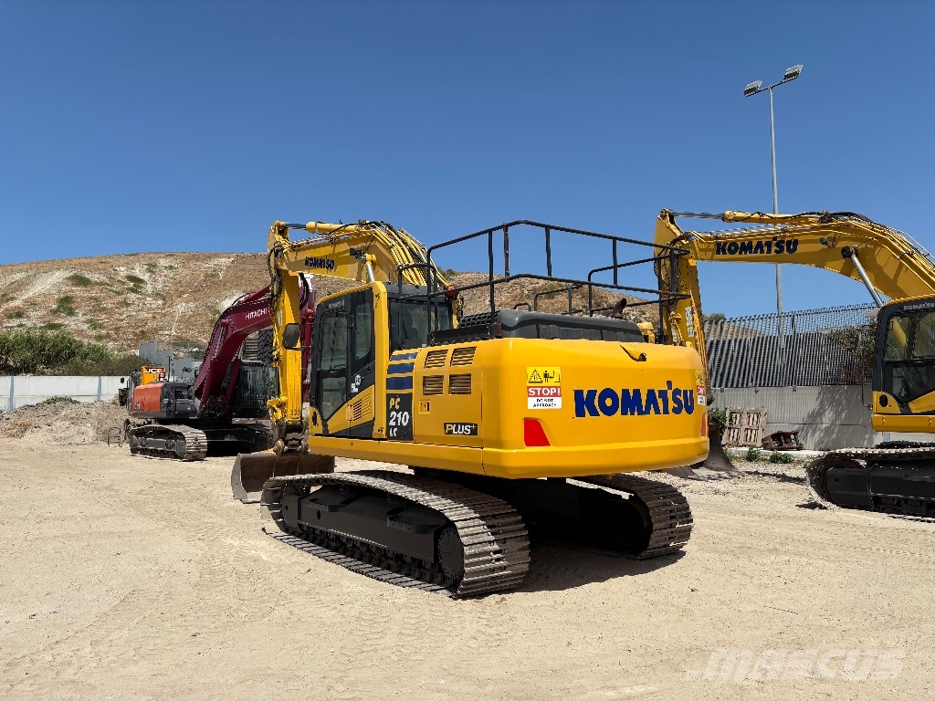 Komatsu PC 210 LC-10 حفارات زحافة