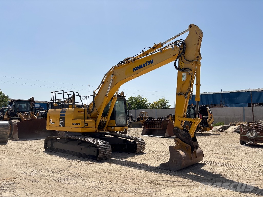 Komatsu PC 210 LC-10 حفارات زحافة