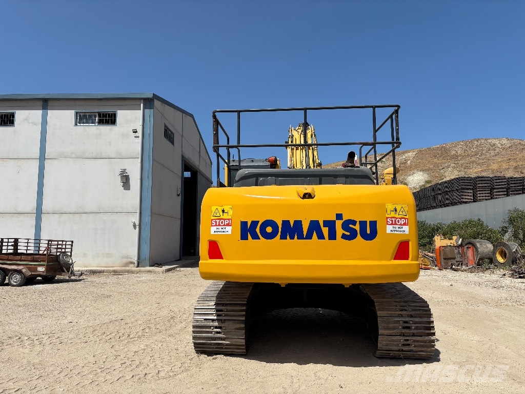 Komatsu PC 210 LC-10 حفارات زحافة