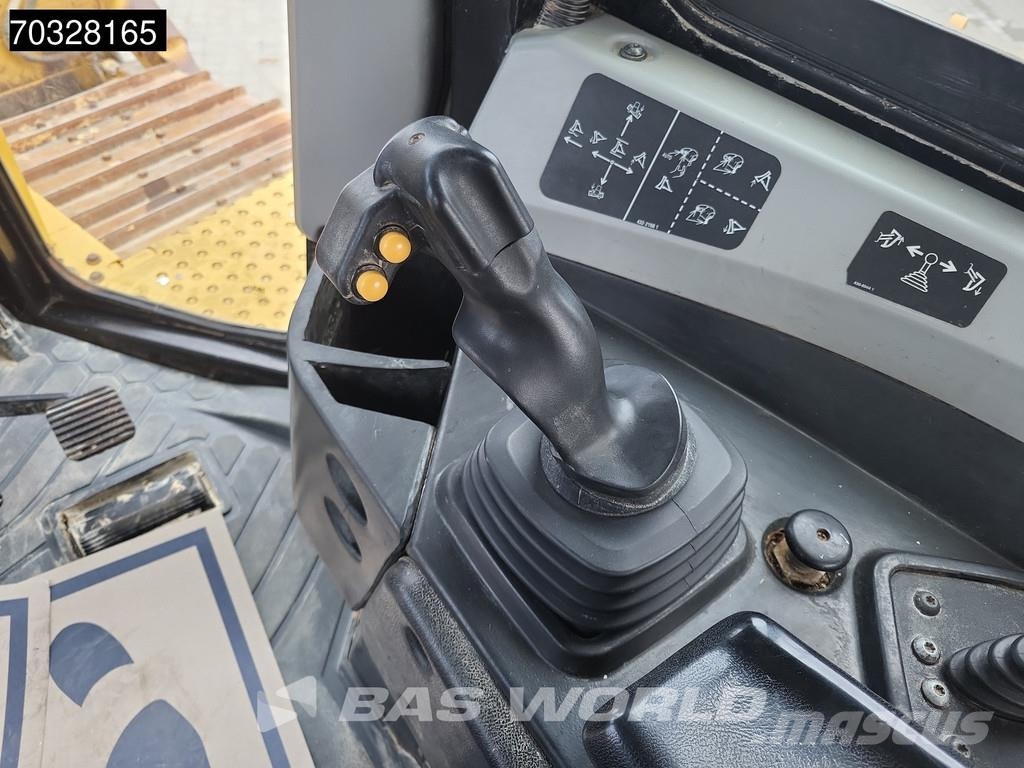 CAT D6 T LGP Dozers - Tratores rastos