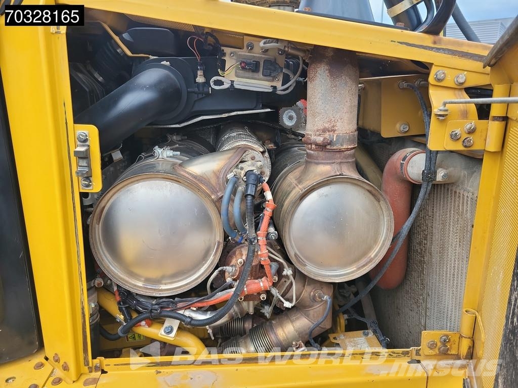 CAT D6 T LGP Dozers - Tratores rastos