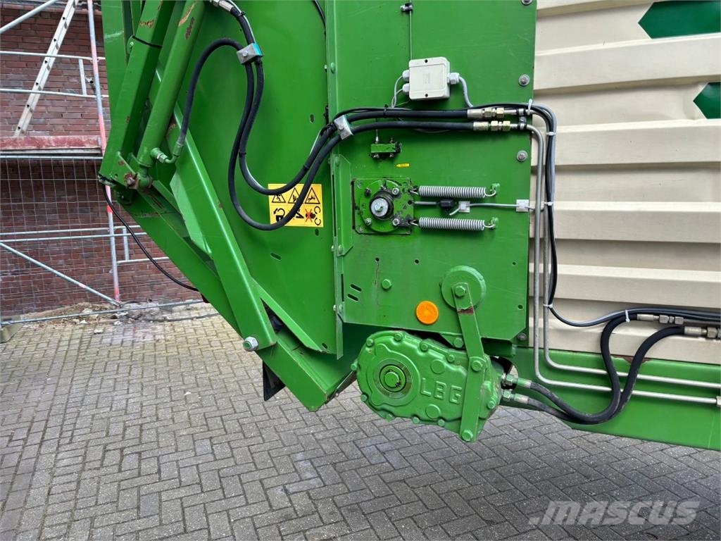 Bergmann Ladewagen Royal 28S Opraapwagens