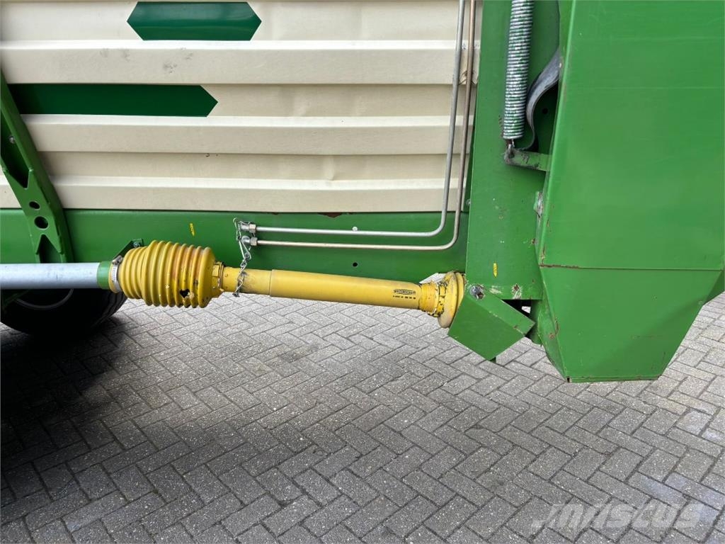 Bergmann Ladewagen Royal 28S Opraapwagens