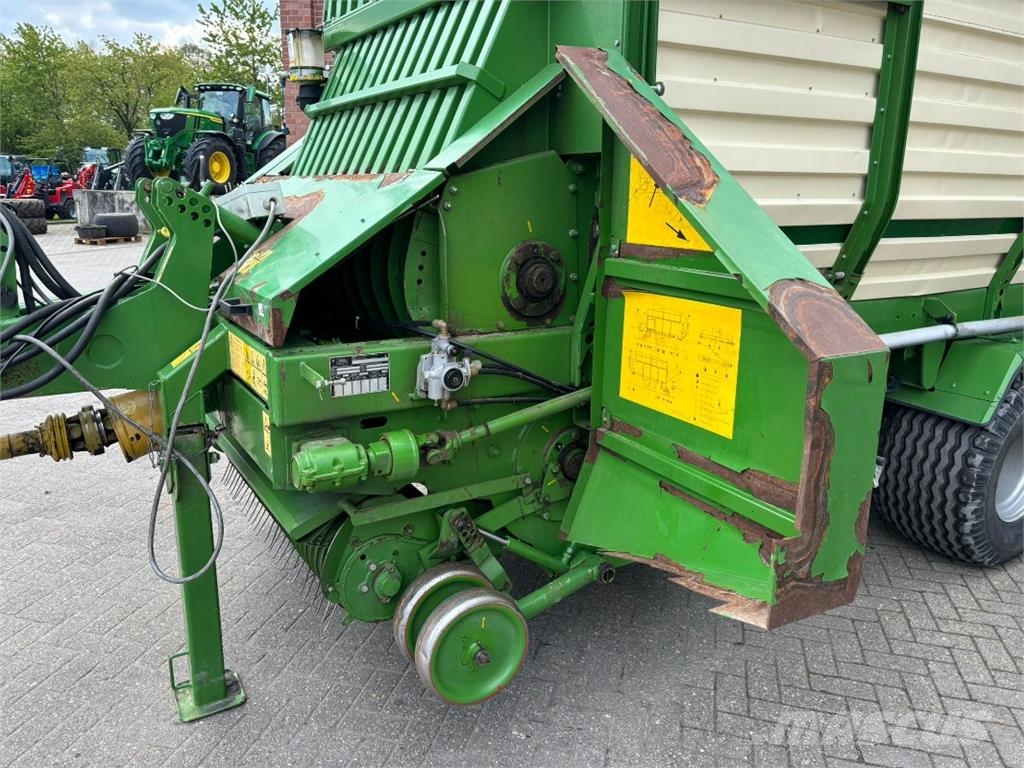 Bergmann Ladewagen Royal 28S Opraapwagens