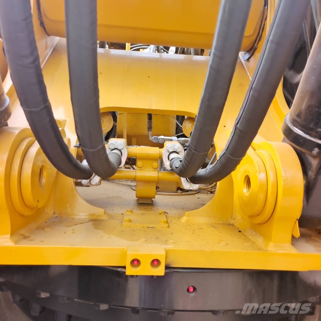 CAT 345GC    3000 units excavators in stock Excavadoras sobre orugas