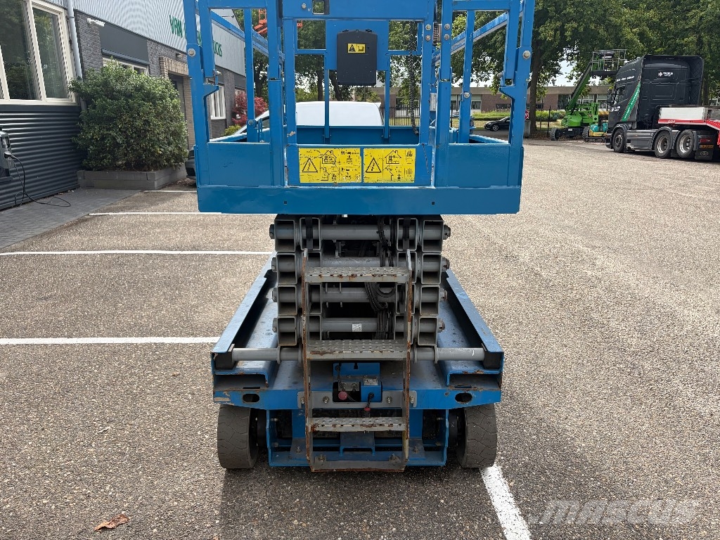 Genie GS-3246 가위형 리프트