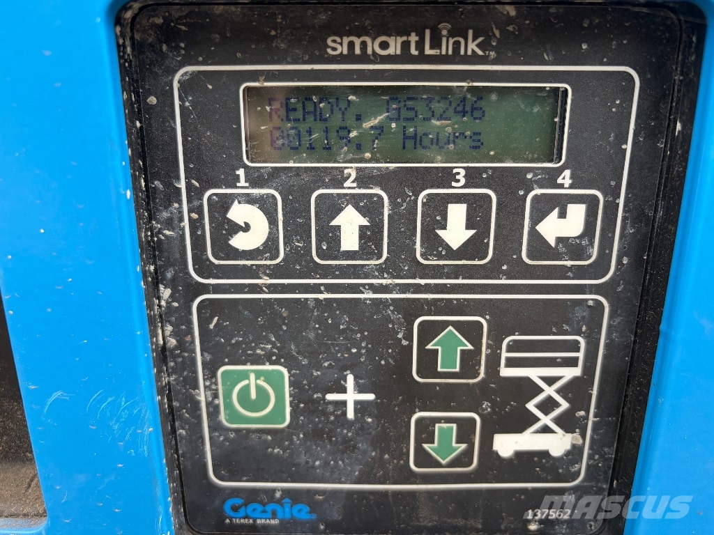 Genie GS-3246 가위형 리프트