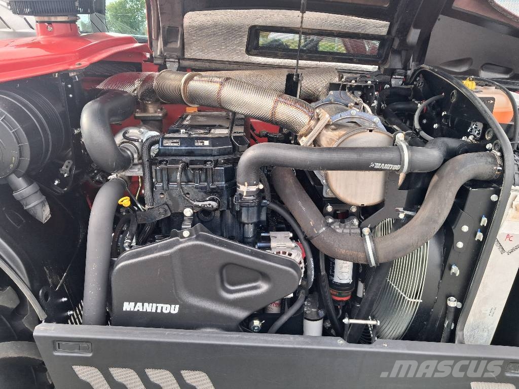 Manitou MLT 841-145 PS + معدات مناولة لأغراض الزراعة